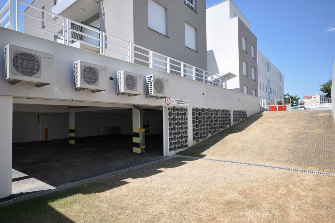 Apartment Carmen, Znjan, Split Exterior photo