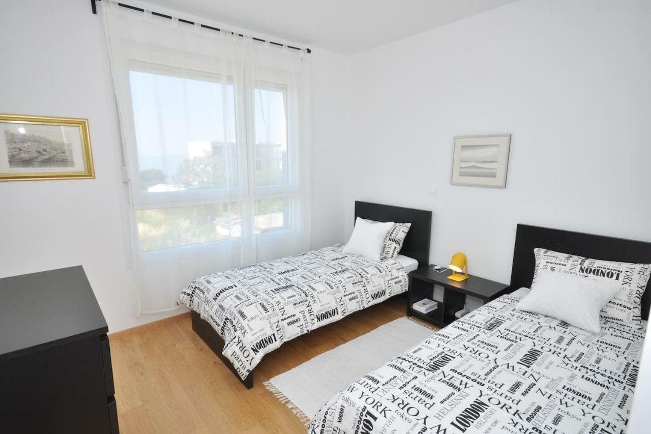 Apartment Carmen, Znjan, Split Exterior photo